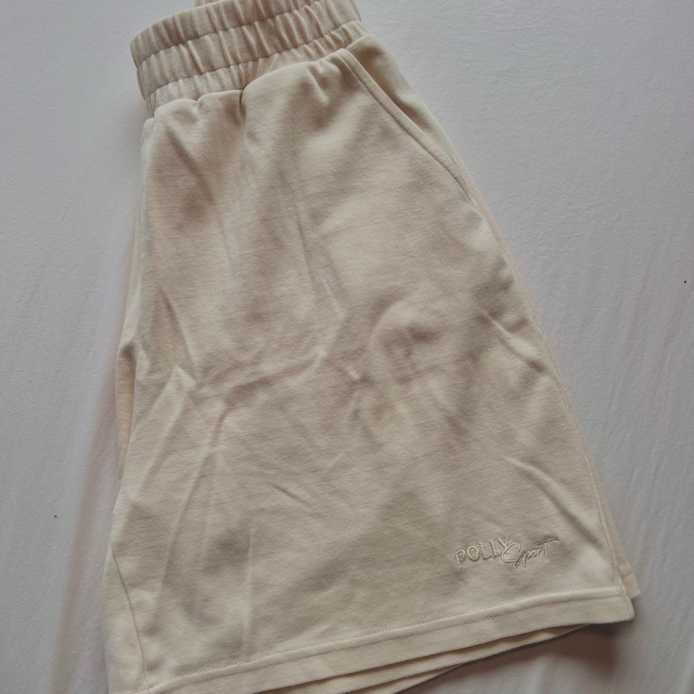 OH POLLY light yellow lounge shorts. Size 2 US women’s in perfect condition!